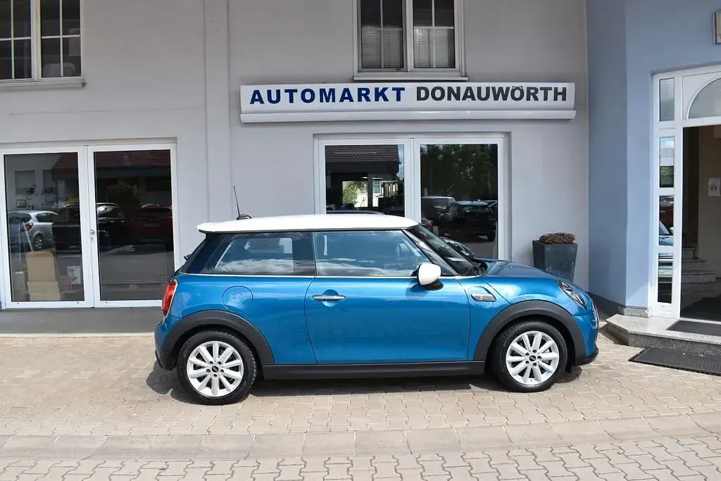 Gebraucht Mini Cooper SE Classic 135 kW (184 PS) 2022 Blau Kleinwagen