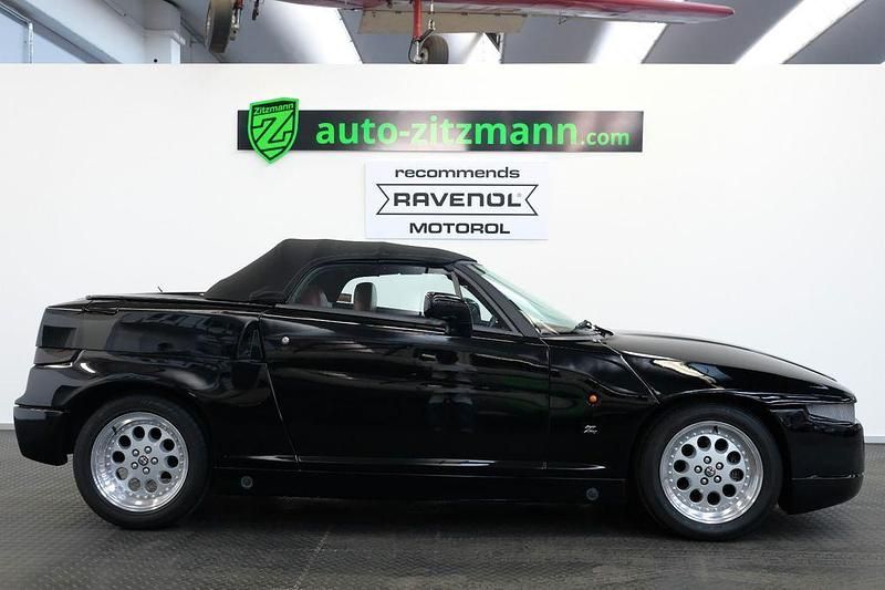 Second-hand Alfa Romeo Spider 207 CP (152 kW) 1997 Negru Cabrio