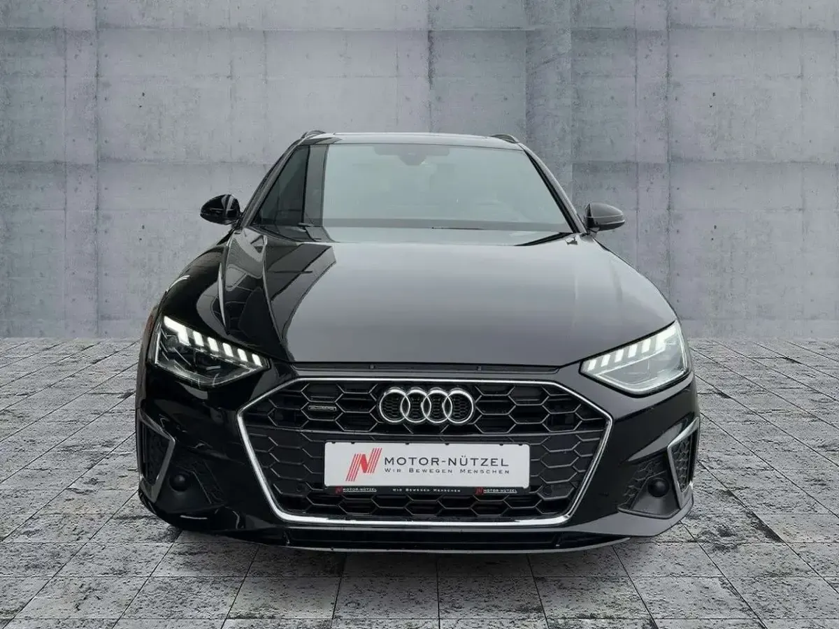 Gebraucht Audi A4 S-Line 265 PS (194 kW) 2023 Schwarz Kombi