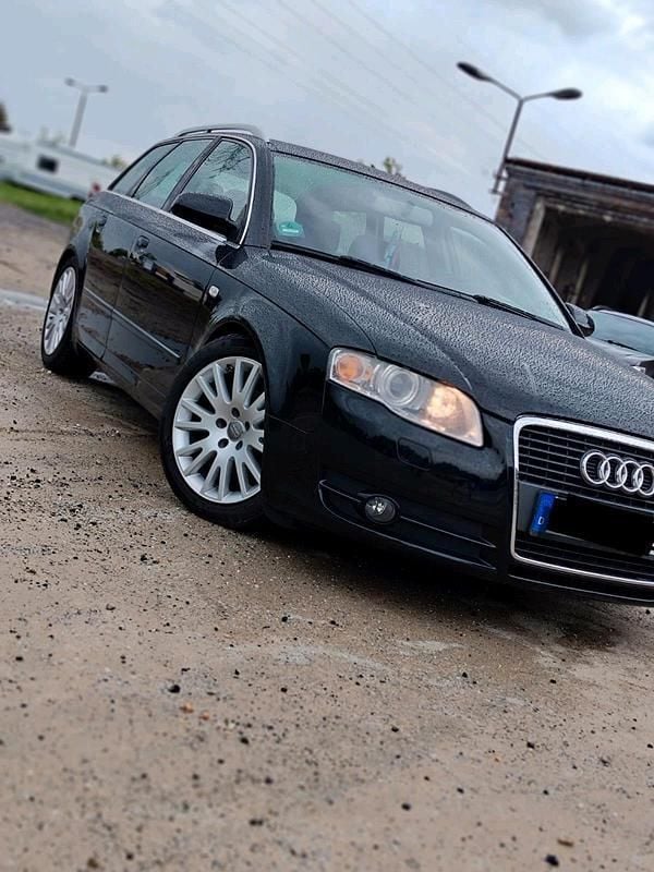 Schwarz Gebraucht 2007 Audi A4 Kombi | 4.500 € (Etwas zu teuer) - Bild 1/4