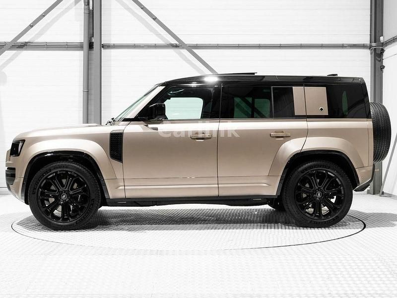 Neu Land Rover Defender 635 PS (467 kW) 2025 Beige SUV