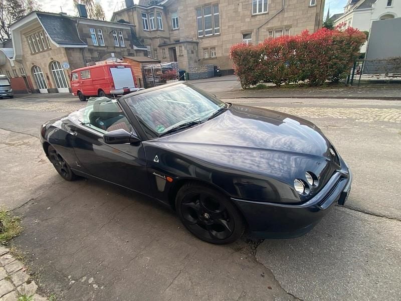Occasion Alfa Romeo Spider 192 ch (141 kW) 1997 Noir Cabriolet