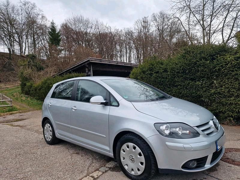 Gebraucht VW Golf V 140 PS (102 kW) 2007 Silber Limousine