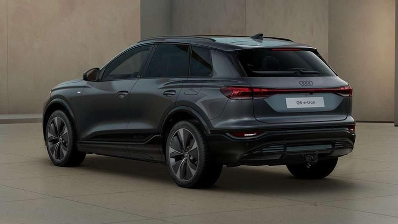 Neu Audi Q6 e-tron Performance 225 kW (306 PS) 2026 Grau SUV