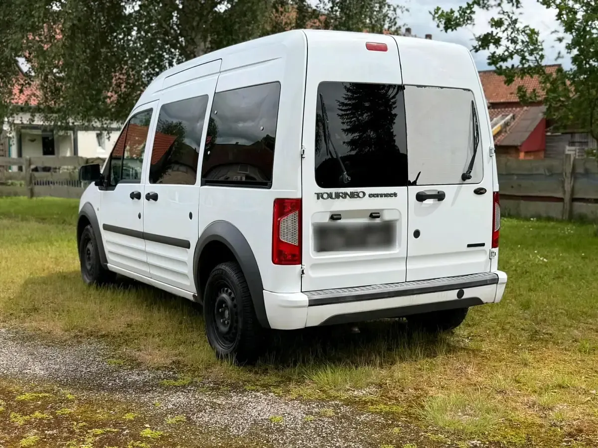 Gebraucht Ford Transit Tourneo 90 PS (66 kW) 2010 Weiß Kombi