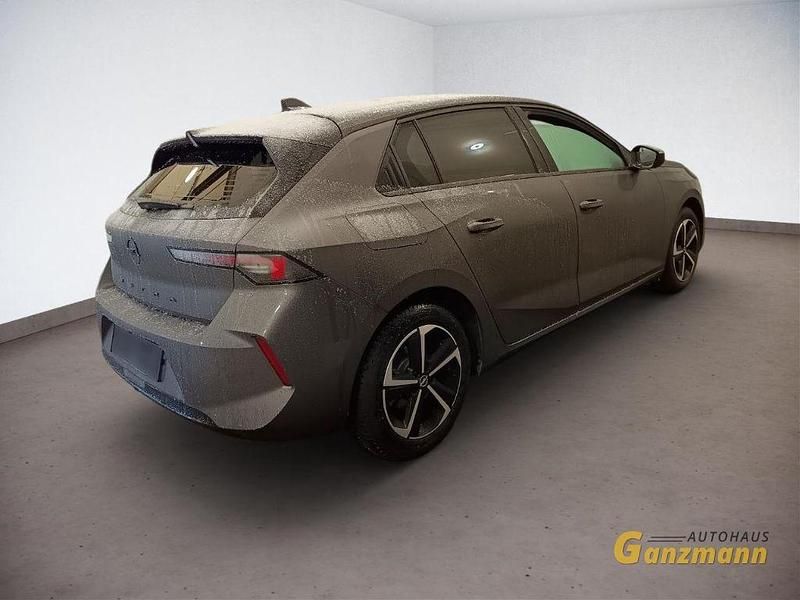 Gebraucht Opel Astra 131 PS (96 kW) 2025 Grau Limousine