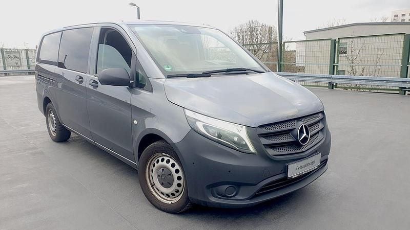 Gebraucht Mercedes Vito 136 PS (100 kW) 2019 Grau Van