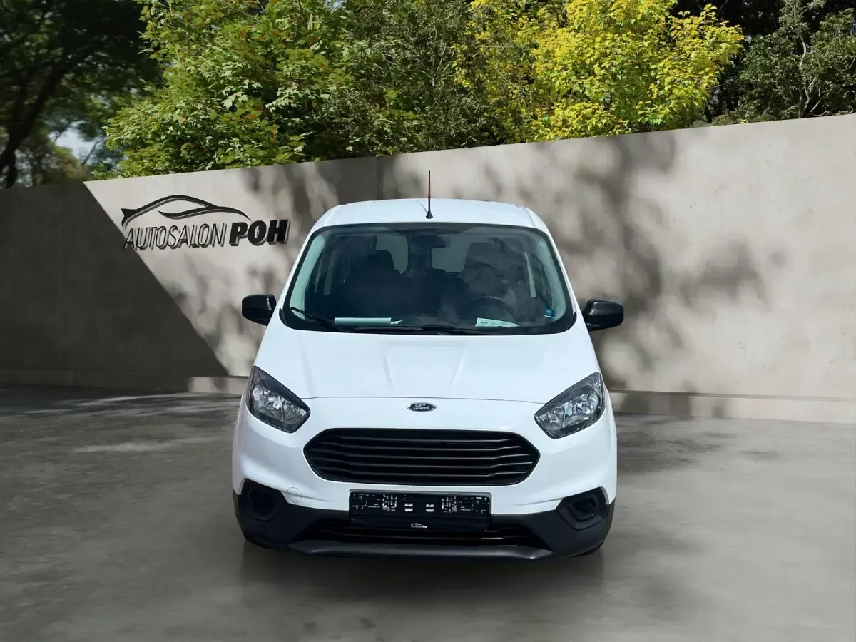 Gebraucht Ford Transit 101 PS (74 kW) 2021 Weiß Kombi