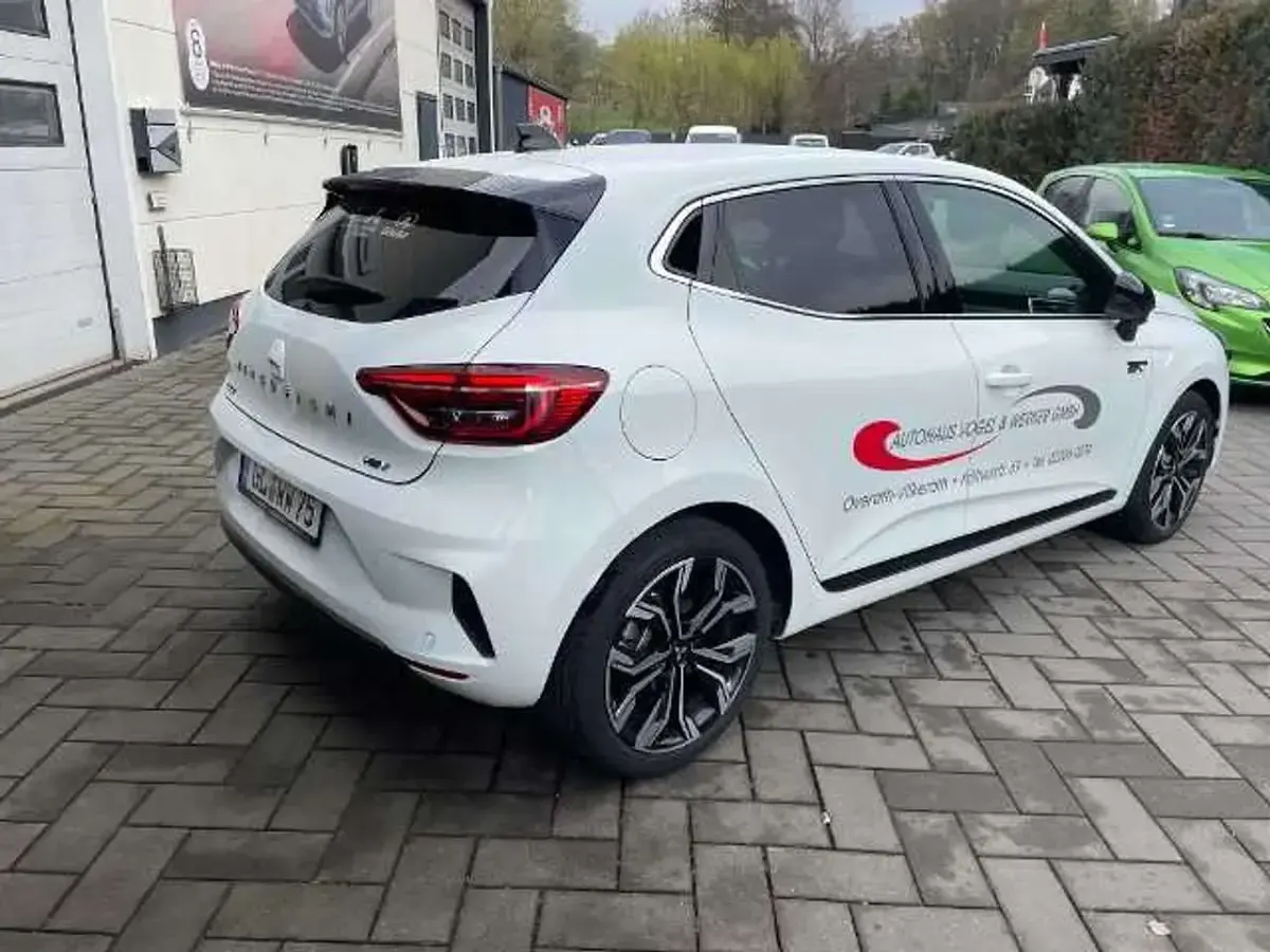 Gebraucht Mitsubishi Colt Edition 143 PS (105 kW) 2025 Antarktisweiß Kleinwagen
