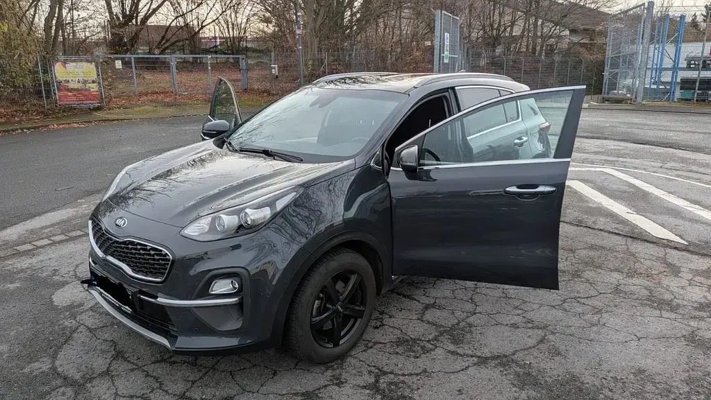 Gebraucht Kia Sportage Vision 177 PS (130 kW) 2020 Grau SUV