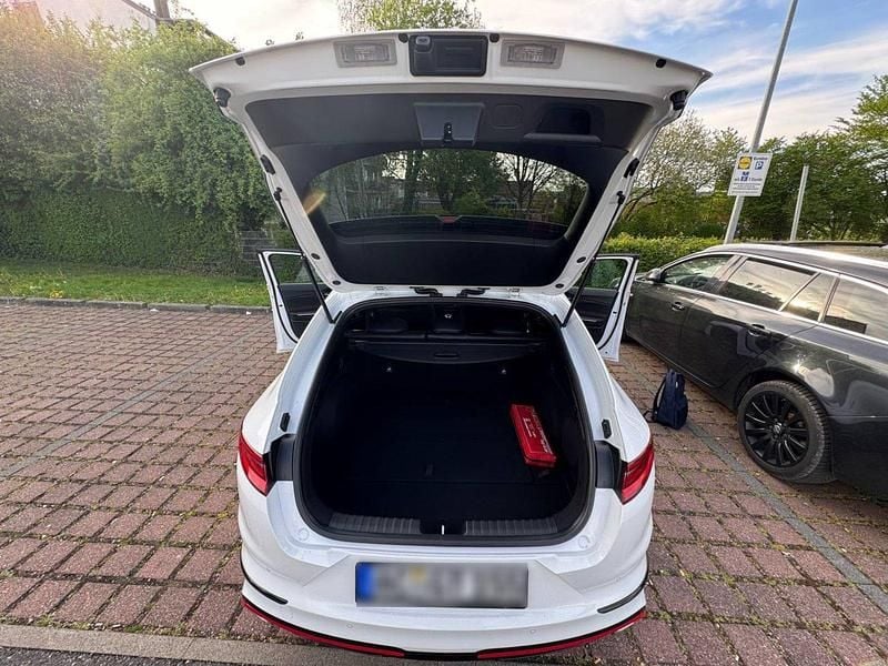 Gebraucht Kia ProCeed GT 204 PS (150 kW) 2024 Weiß Kombi
