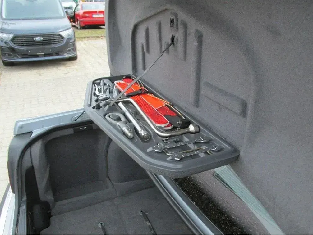 Gebraucht BMW 730 230 PS (169 kW) 1994 Silber Limousine