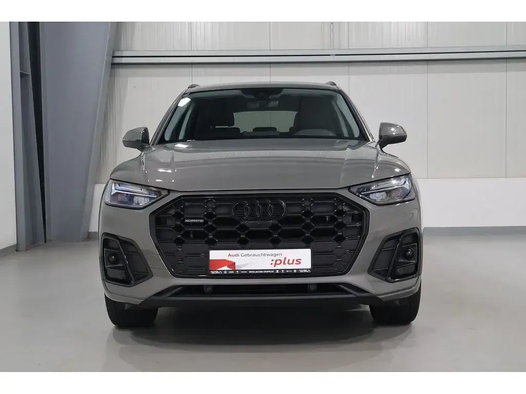Gebraucht Audi Q5 Ambiente 204 PS (150 kW) 2023 Chronosgrau metallic SUV