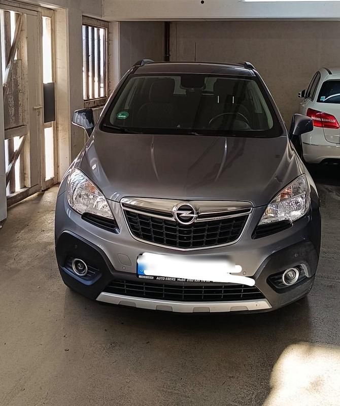 Grau Gebraucht 2013 Opel Mokka SUV | 6.599 € (Guter Preis) - Bild 1/4