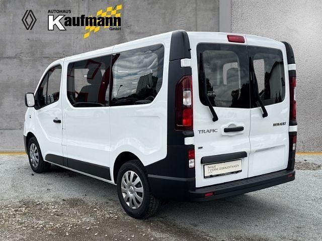 Gebraucht Renault Trafic Life 120 PS (88 kW) 2019 Weiss Van / Kleinbus