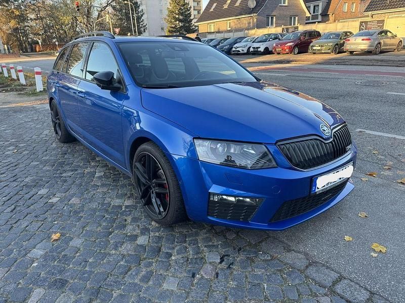 Blau Gebraucht 2014 Skoda Octavia RS Kombi | 11.490 € (Superpreis) - Bild 1/4