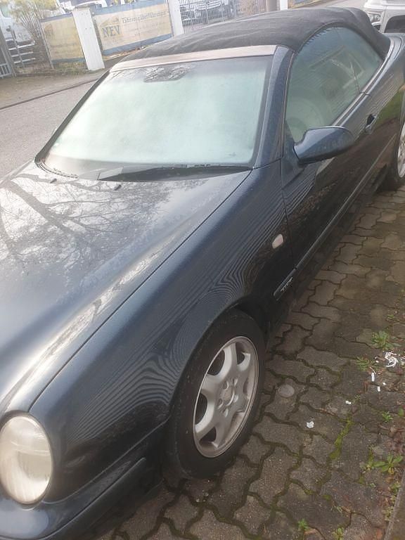Gebraucht Mercedes CLK230 197 PS (144 kW) 1998 Grau Cabrio