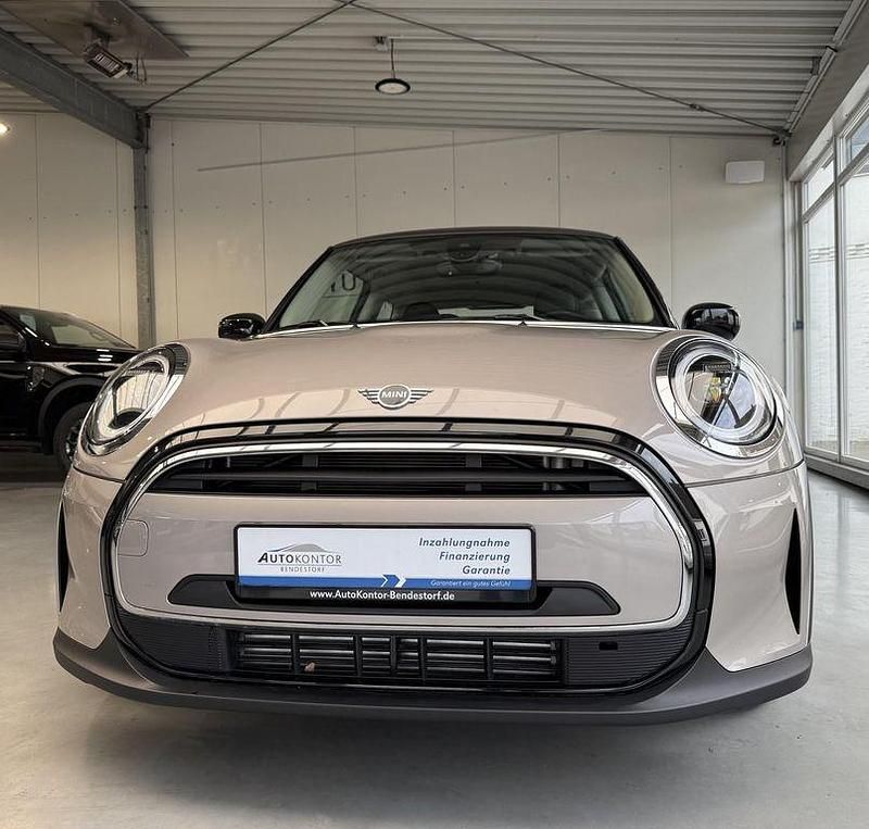 Grau Gebraucht 2024 Mini Cooper Sport Kleinwagen | 24.970 € (Fairer Preis) - Bild 1/4