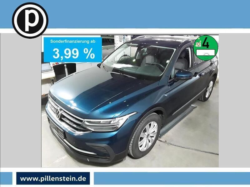 Nightshade blue metallic Gebraucht 2021 VW Tiguan Active SUV | 26.808 € (Etwas zu teuer) - Bild 1/4