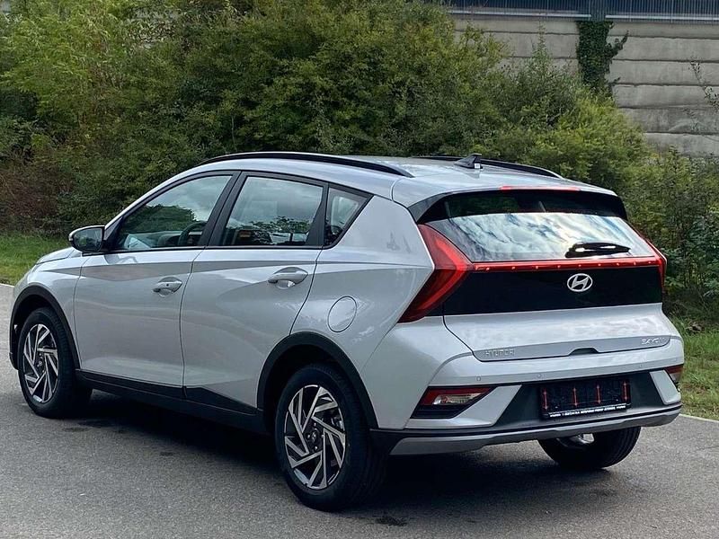 Neu Hyundai Bayon Trend 101 PS (74 kW) 2025 Lumen grey SUV