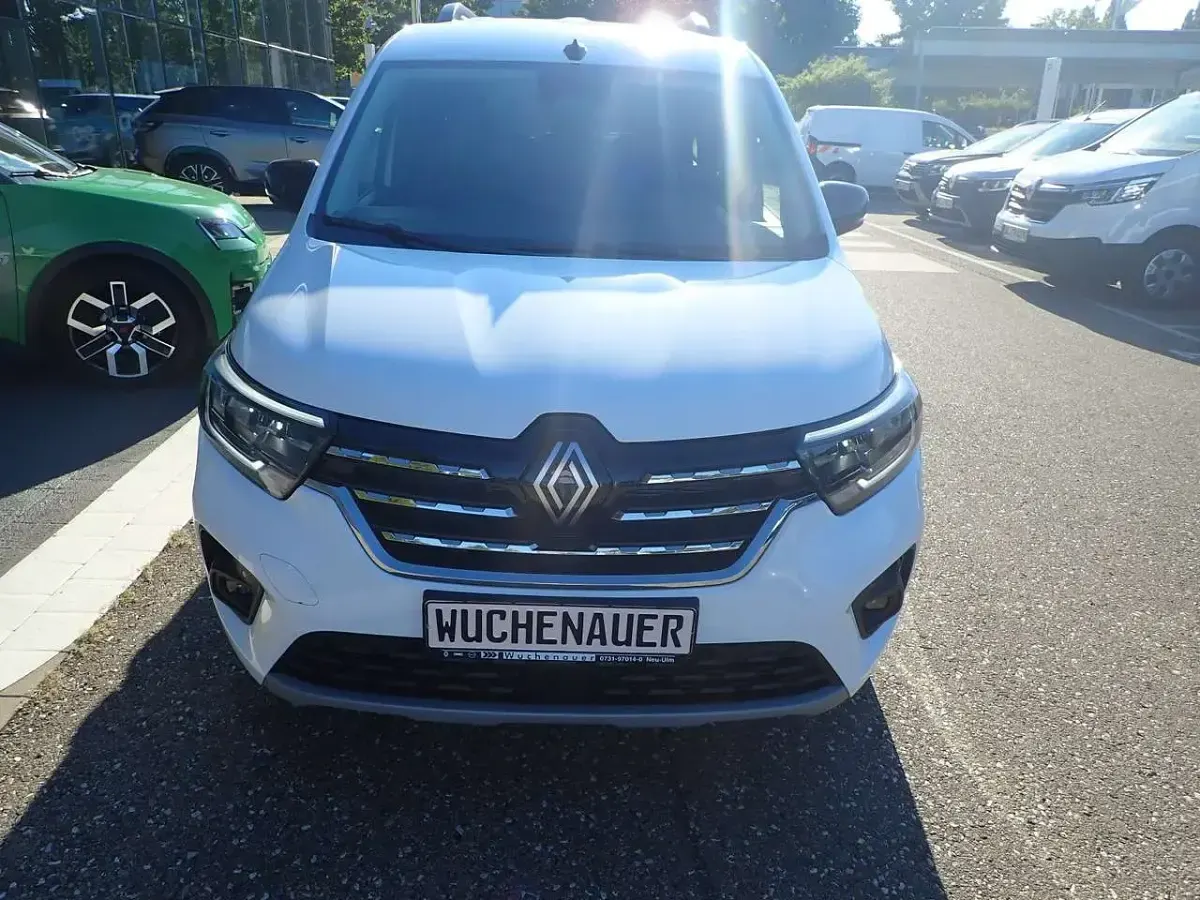 Neu Renault Kangoo Techno 131 PS (96 kW) 2026 Mineralweiß Van / Kleinbus