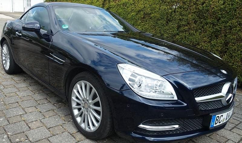 Gebraucht Mercedes SLK200 184 PS (135 kW) 2011 Blau Cabrio