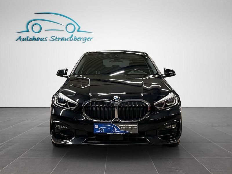 Gebraucht BMW 120 Sport Line 190 PS (139 kW) 2020 Schwarz Kleinwagen