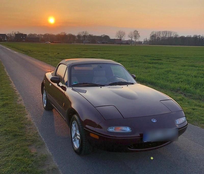 Gebraucht Mazda MX5 Cosmo 90 PS (66 kW) 1996 Violet Cabrio