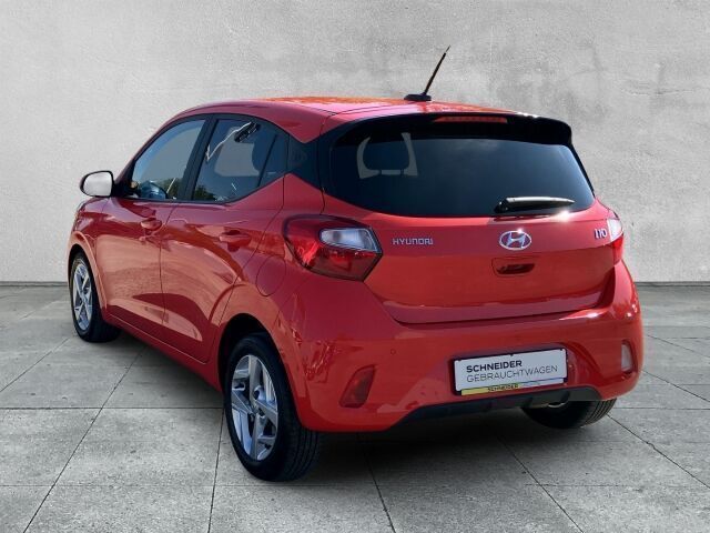 Gebraucht Hyundai i10 Trend 67 PS (49 kW) 2020 Rot Kleinwagen