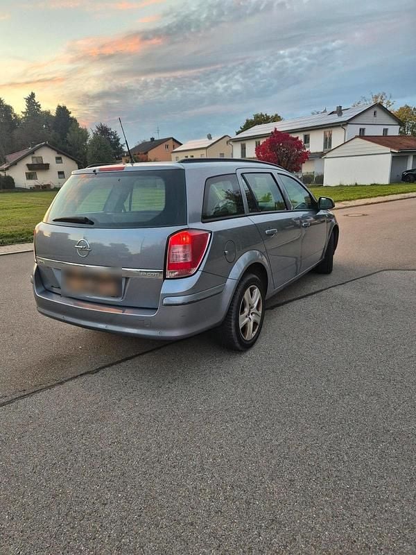 Silber Gebraucht 2009 Opel Astra Kombi | 800 € (Superpreis) - Bild 1/4