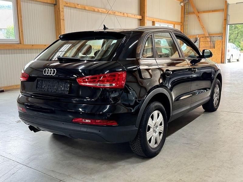 Gebraucht Audi Q3 Sport 140 PS (102 kW) 2013 Schwarz SUV