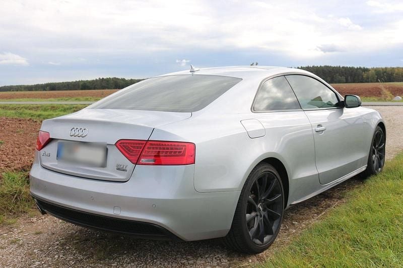 Gebraucht Audi A5 Black Edition 225 PS (165 kW) 2015 Silber Coupé