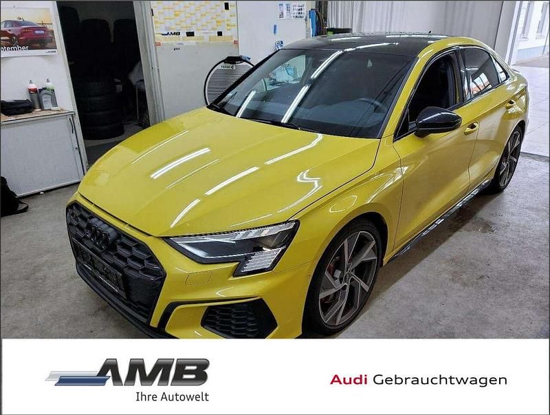 Pythongelb metallic Gebraucht 2024 Audi S3 Ambiente Limousine | 41.870 € (Fairer Preis) - Bild 1/3