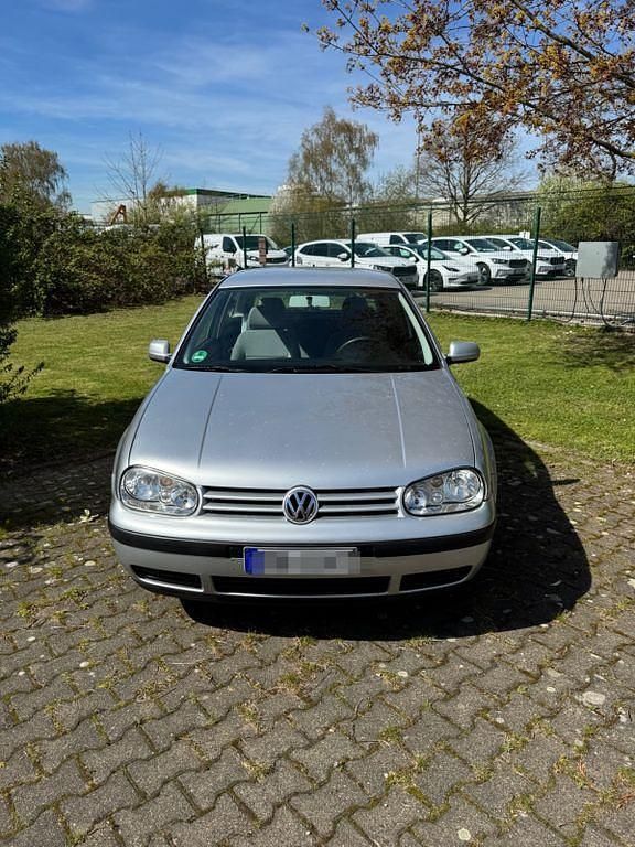 Gebraucht VW Golf IV 105 PS (77 kW) 2000 Silber Limousine