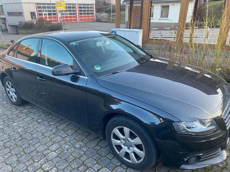 Gebraucht Audi A4 Ambiente 160 PS (117 kW) 2011 Grau Limousine