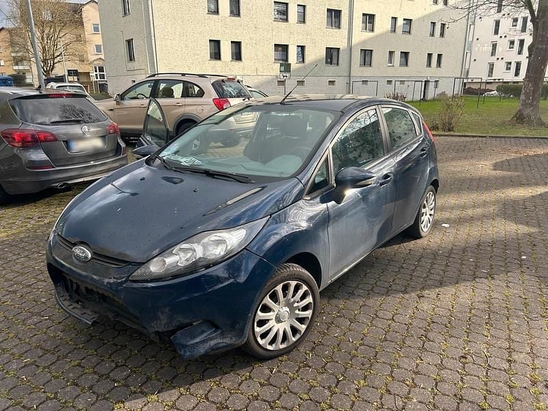 Gebraucht Ford Fiesta 92 PS (67 kW) 2009 Blau Kleinwagen
