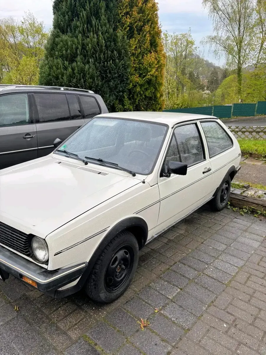 Gebraucht VW Polo 45 PS (33 kW) 1988 Weiß Coupé