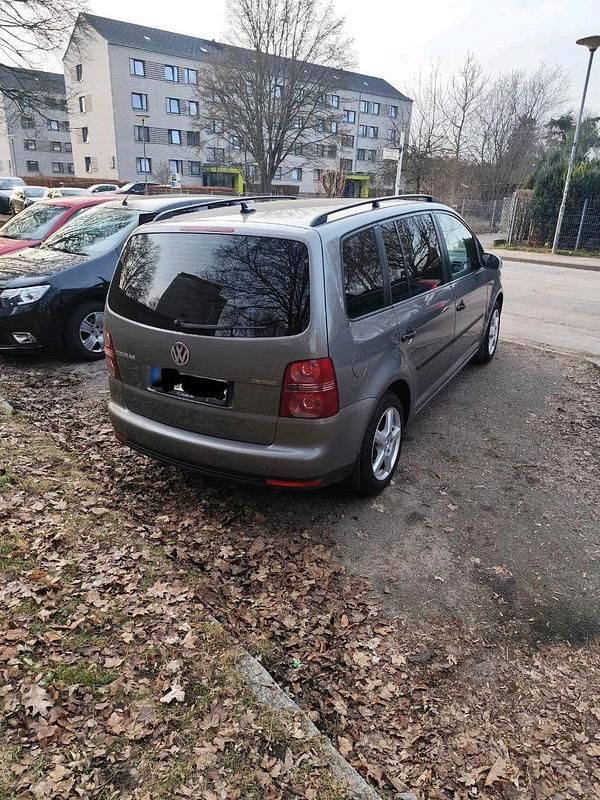 Gebraucht VW Touran 105 PS (77 kW) 2008 Grau Van / Kleinbus