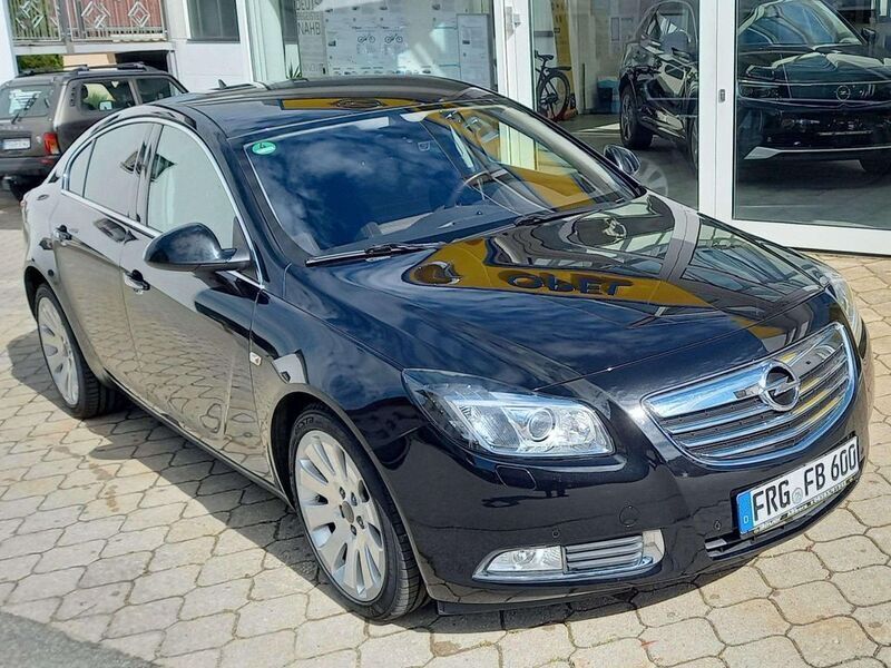 Schwarz Gebraucht 2011 Opel Insignia Innovation Limousine | 8.990 € (Teuer) - Bild 1/4