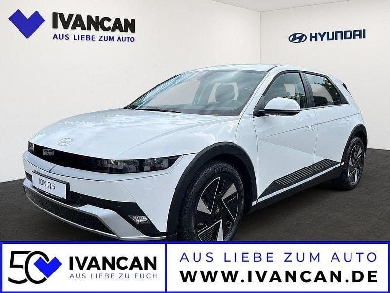 Atlas white Neu 2025 Hyundai Ioniq 5 Dynamiq SUV | 44.290 € (Superpreis) - Bild 1/4