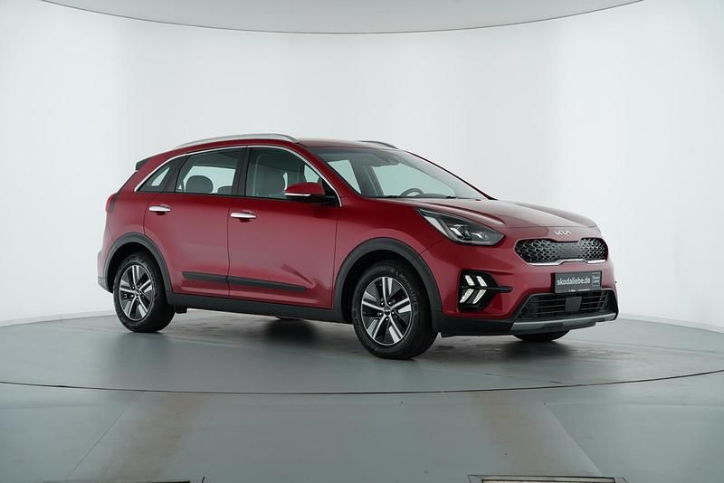 Gebraucht Kia Niro Vision 141 PS (103 kW) 2022 (cr5) runway rot m SUV