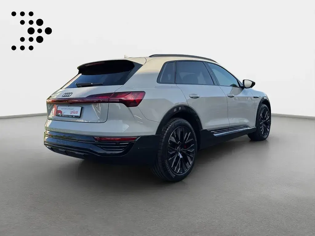 Gebraucht Audi Q8 e-tron Advanced Plus 300 kW (408 PS) 2024 Siambeige metallic SUV