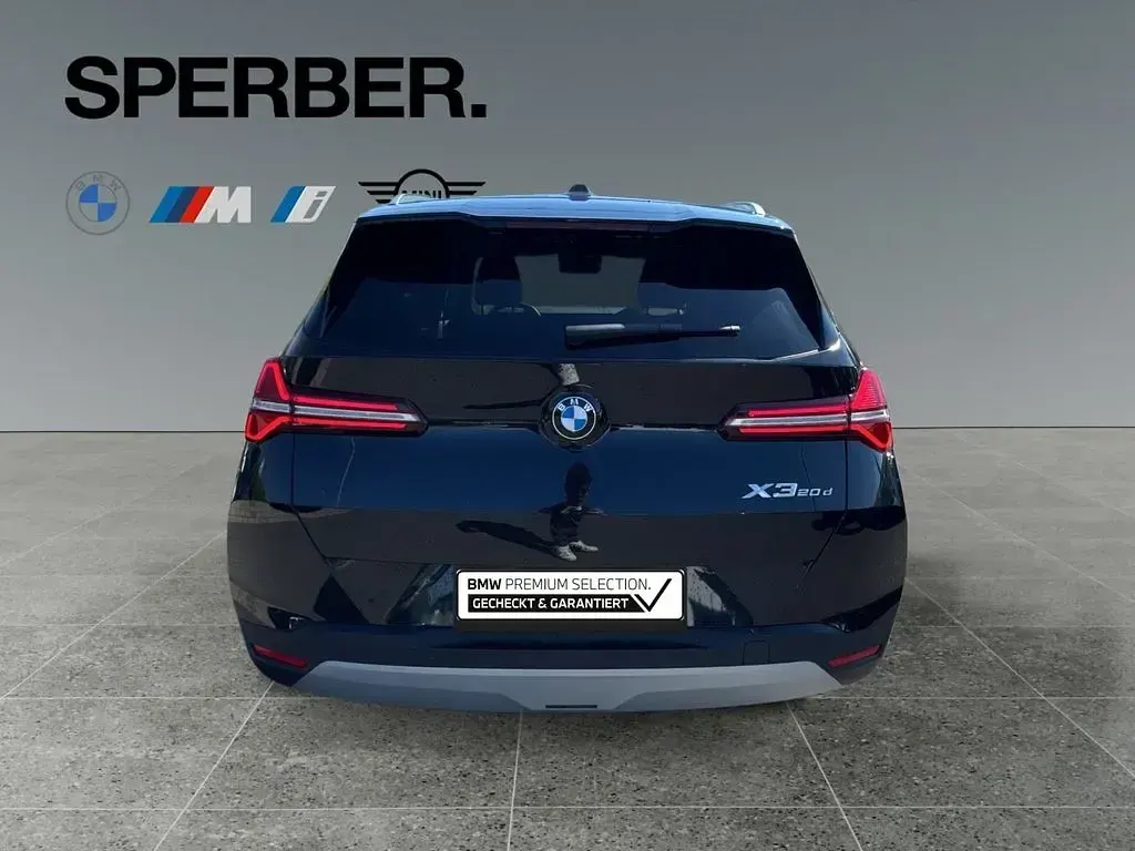 Gebraucht BMW X3 Sport Line 197 PS (144 kW) 2025 Schwarz SUV
