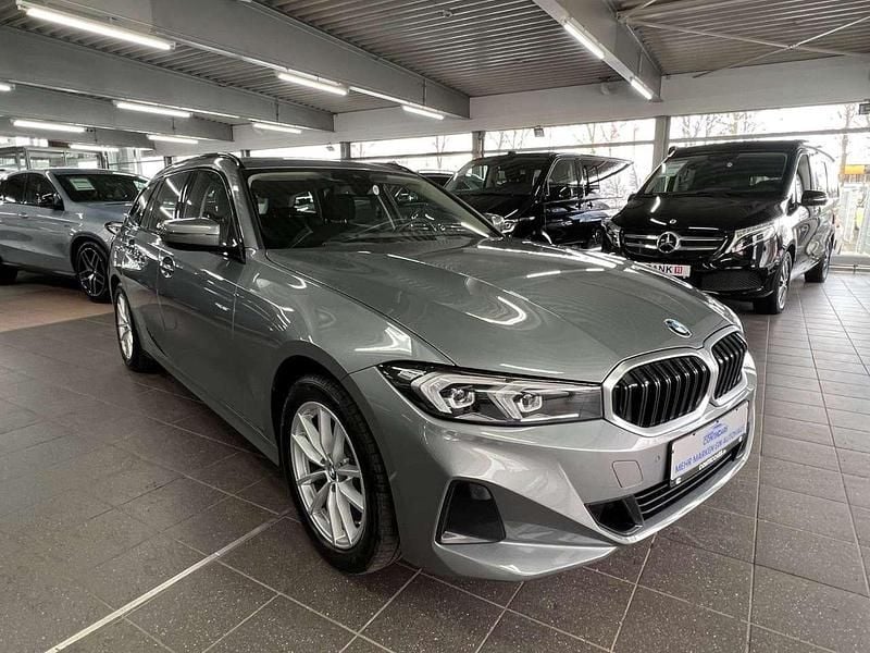 Gebraucht BMW 320 Shadowline 190 PS (139 kW) 2022 Skyscraper grau Kombi