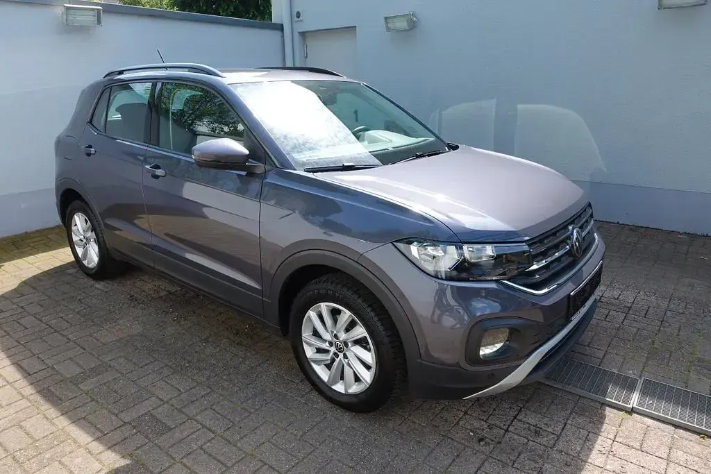 Gebraucht VW T-Cross Life 150 PS (110 kW) 2023 Grau SUV