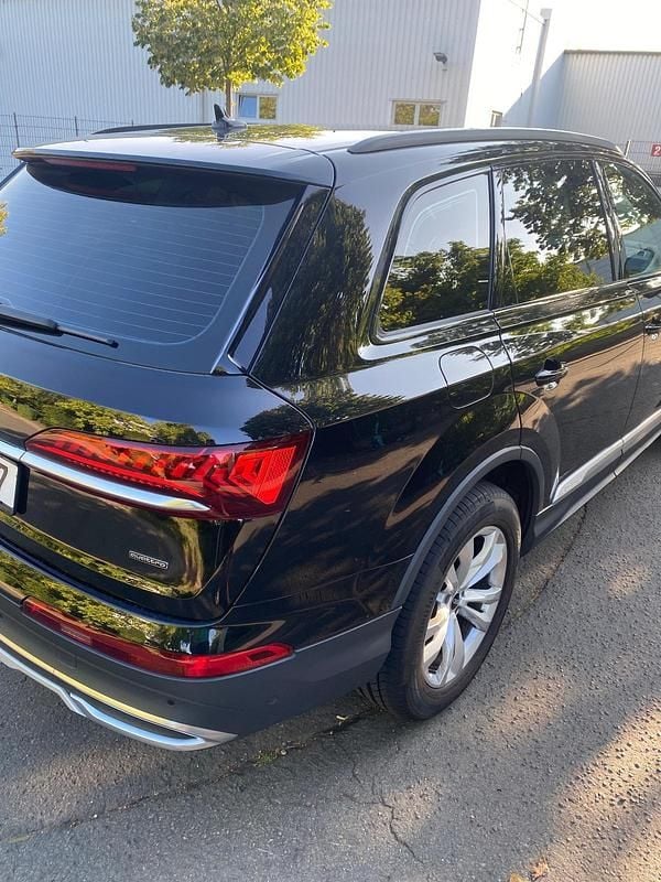 Schwarz Gebraucht 2021 Audi Q7 SUV | 40.000 € (Superpreis) - Bild 1/4