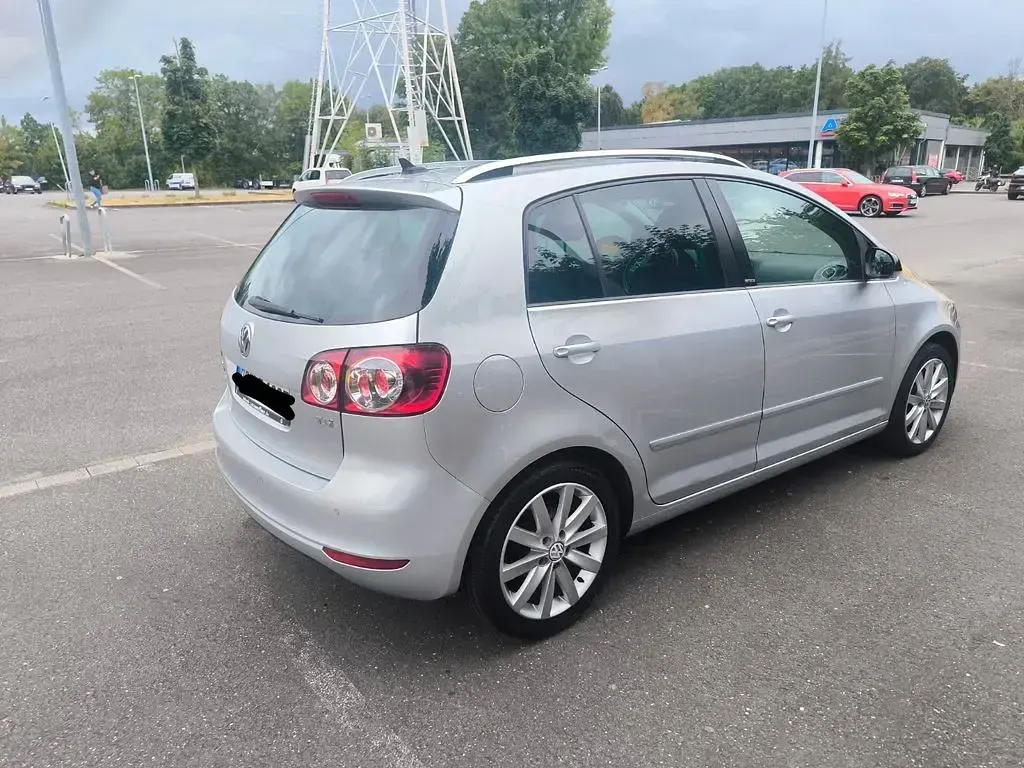 Gebraucht VW Golf Plus Style 122 PS (89 kW) 2012 Grau Van / Kleinbus