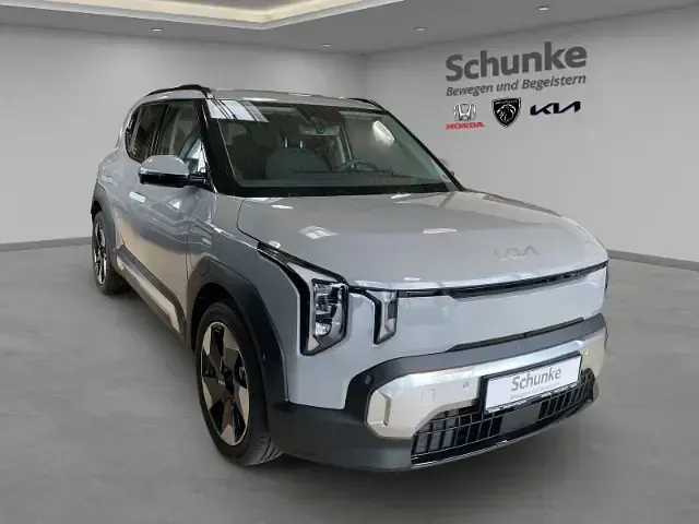 Neu Kia EV2 Earth 108 kW (147 PS) 2026 Grau SUV