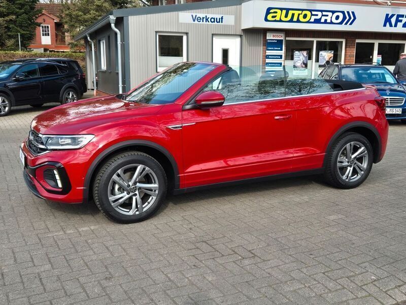 Rot Gebraucht 2024 VW T-Roc Cabriolet R-line Cabrio | 31.900 € (Guter Preis) - Bild 1/4