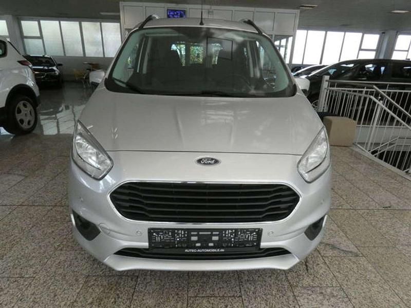 Gebraucht Ford Tourneo Titanium 101 PS (74 kW) 2019 Silber Kombi